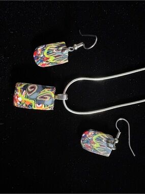 Multicolor Swirl Pendant Necklace with Matching Earrings